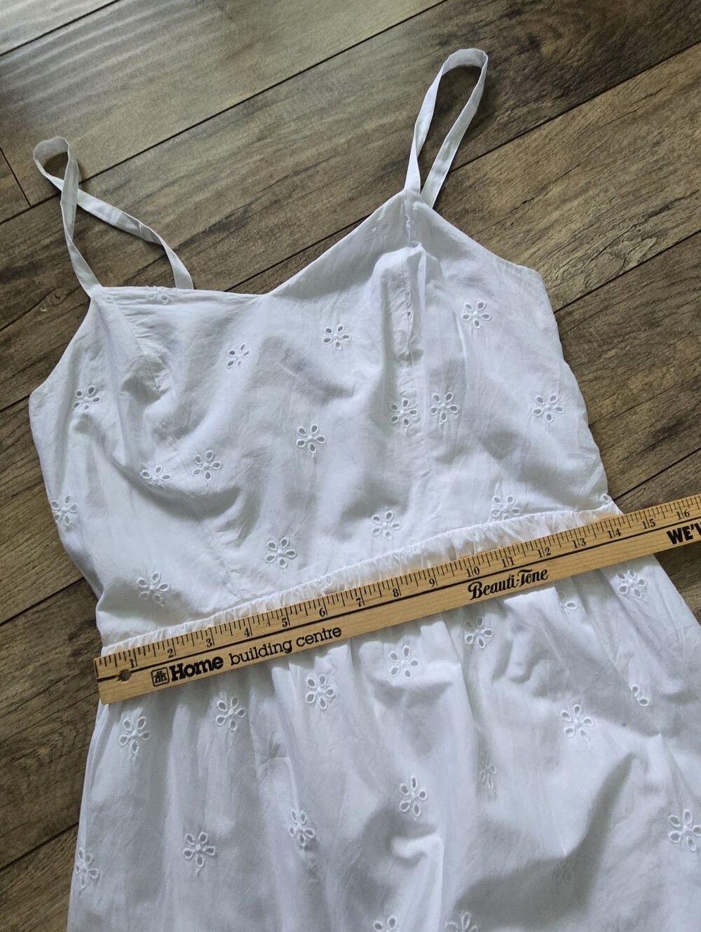 Old Navy Fit & Flare Eyelet White Midi Dress Size Small - Picture 5 of 7